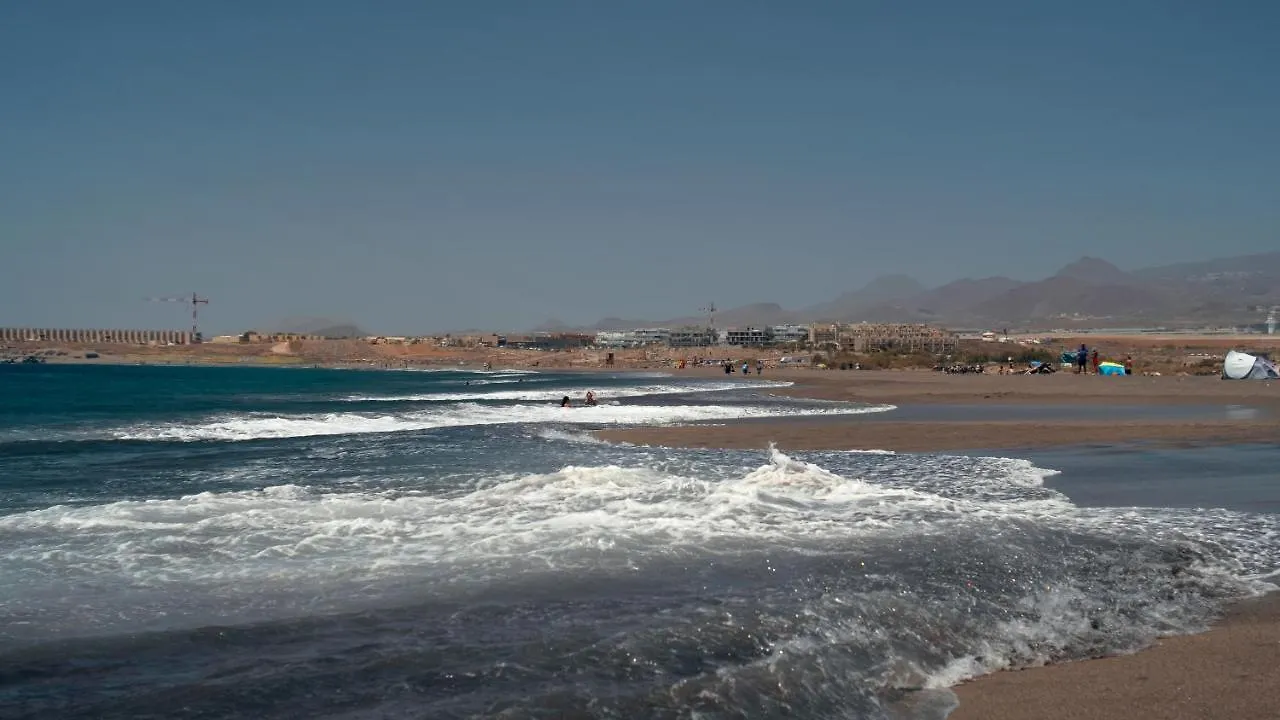 Okeanos Fantastic 2 Bedrooms Vr-Pn 엘메다노